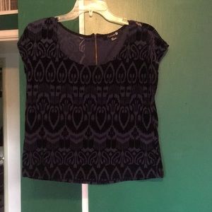 dark blue/black velvet shirt